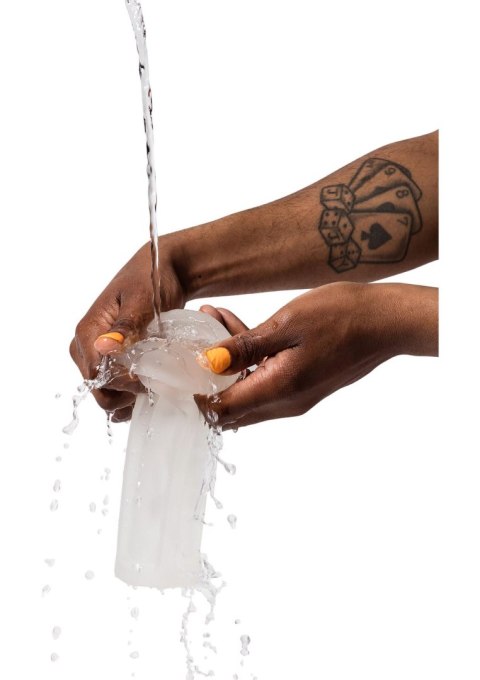 Dash Black - masturbator z naturalnym efektem ssania