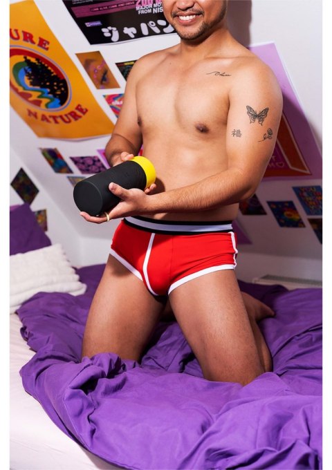 Dash Black - masturbator z naturalnym efektem ssania