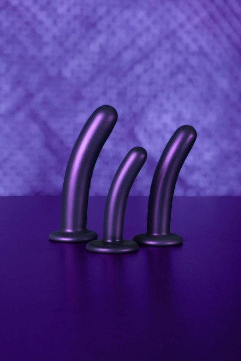 Smooth Silicone G-Spot Dildo - 7'' / 17 cm Smooth Silicone G-Spot Dildo - 7'' / 17 cm